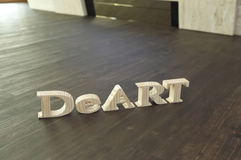 Кварцвиниловая плитка "DeArt Floor" Lite Орех Пекан (935*187*2,0мм) — купить в Якутске