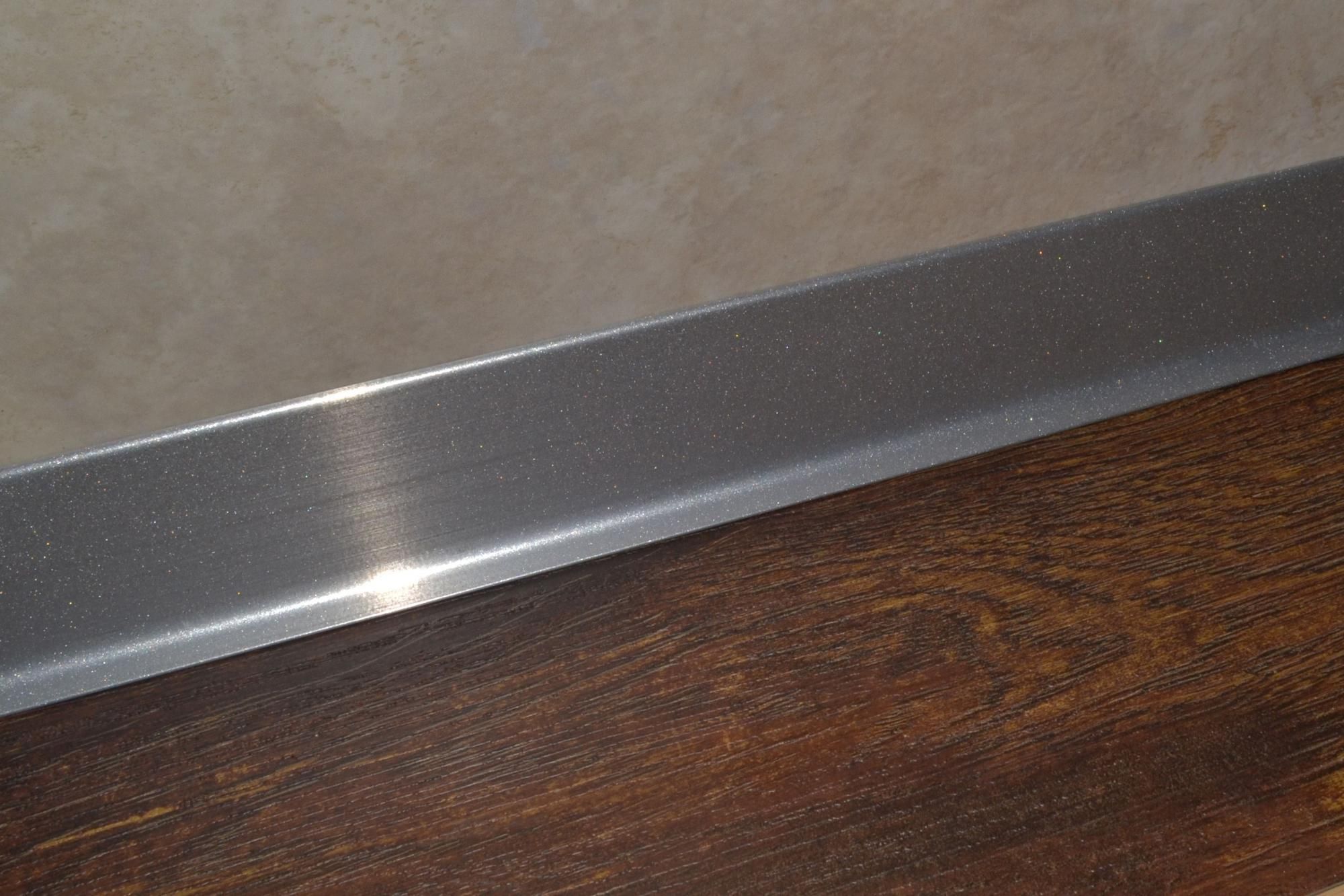 Плинтус алюминиевый L-образный серебристый (2500*11*60 мм) — купить в Якутске