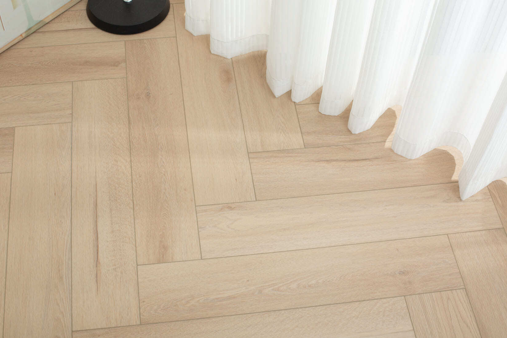 Плитка SPC "OneFloor" 3032 А,В  ЁЛКА (640*128*4 мм) — купить в Якутске