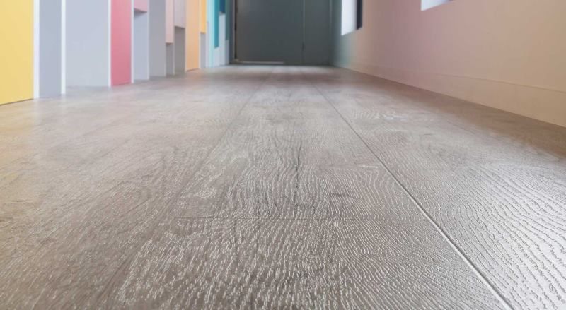 Линолеум бытовой "IVC" Woodlike Cousteau W06 (3м) — купить в Якутске