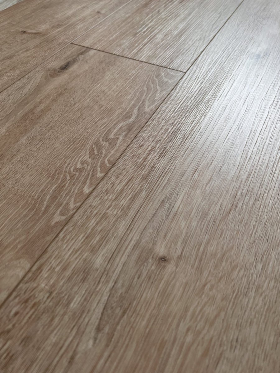 SPC ламинат "OneFloor" ЕСО 5062 (4V фаска) (1220*184*4 мм) — купить в Якутске