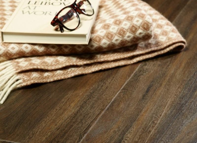 Линолеум бытовой "IVC" Woodlike Edgewood W48 (3м) — купить в Якутске