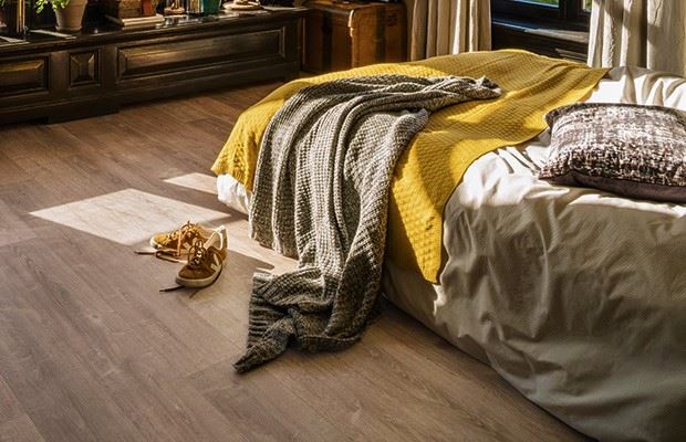 Линолеум бытовой "IVC" Golf Satin Oak 561 (3м) — купить в Якутске