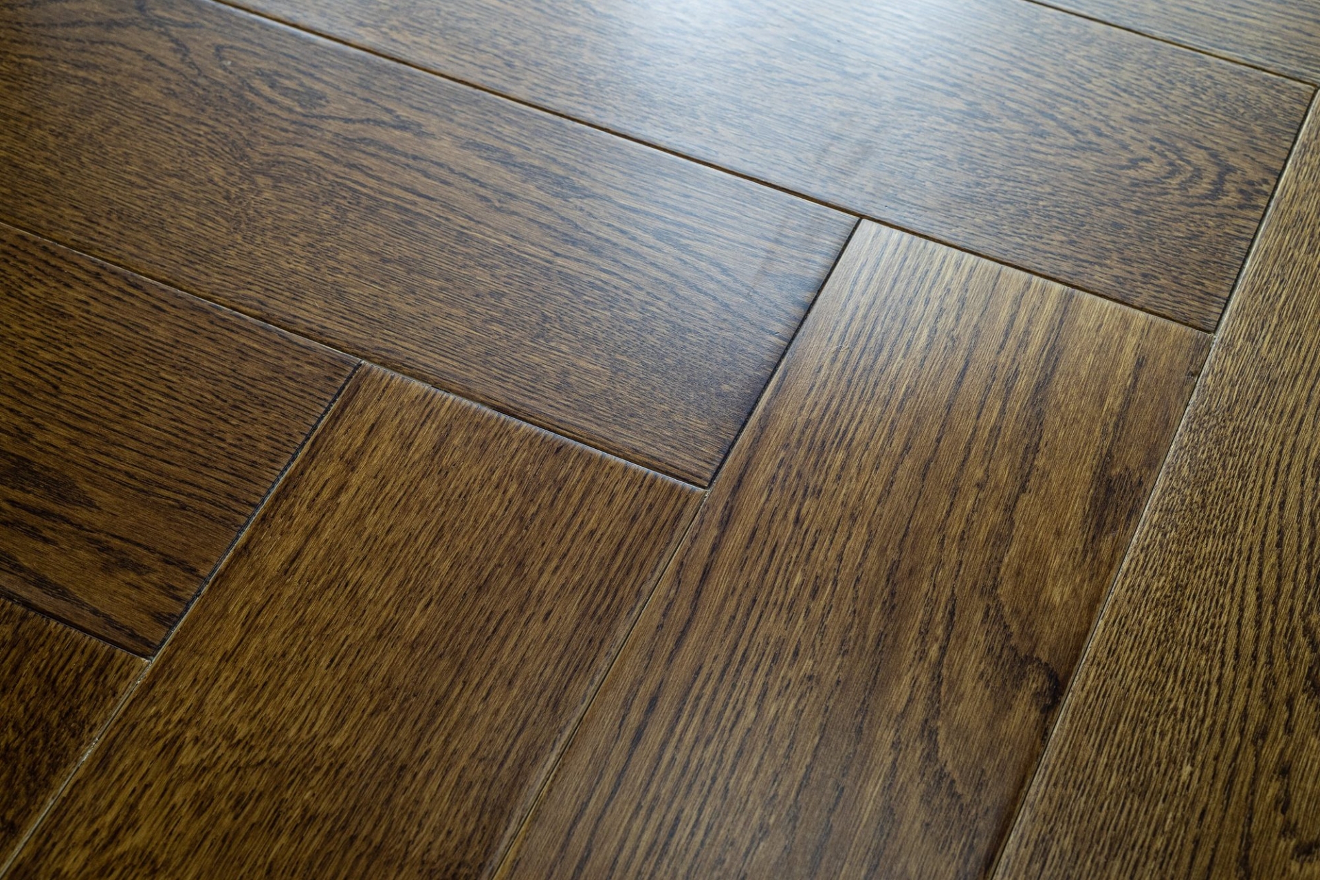 Инженерный паркет «Damy Floor» Ореховый (укладка елочкой) — купить в Якутске