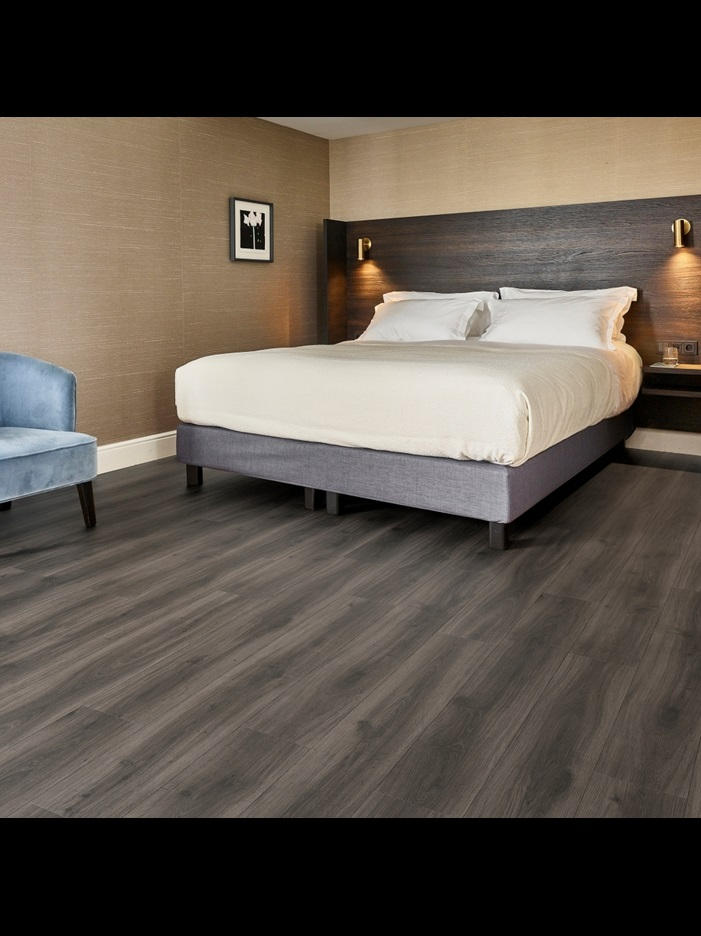 Замковая ПВХ плитка Tradition Oak 890 (1251*189*5 мм) — купить в Якутске