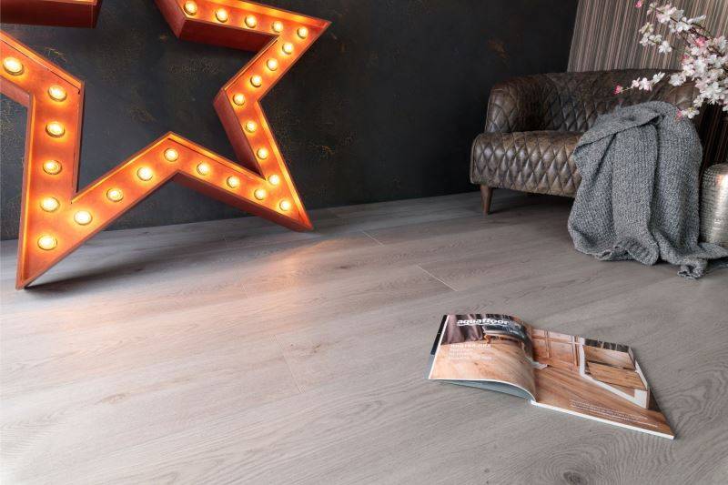 Замковая ПВХ плитка "Aquafloor" AF8022XXL (1800*228*8 мм) — купить в Якутске