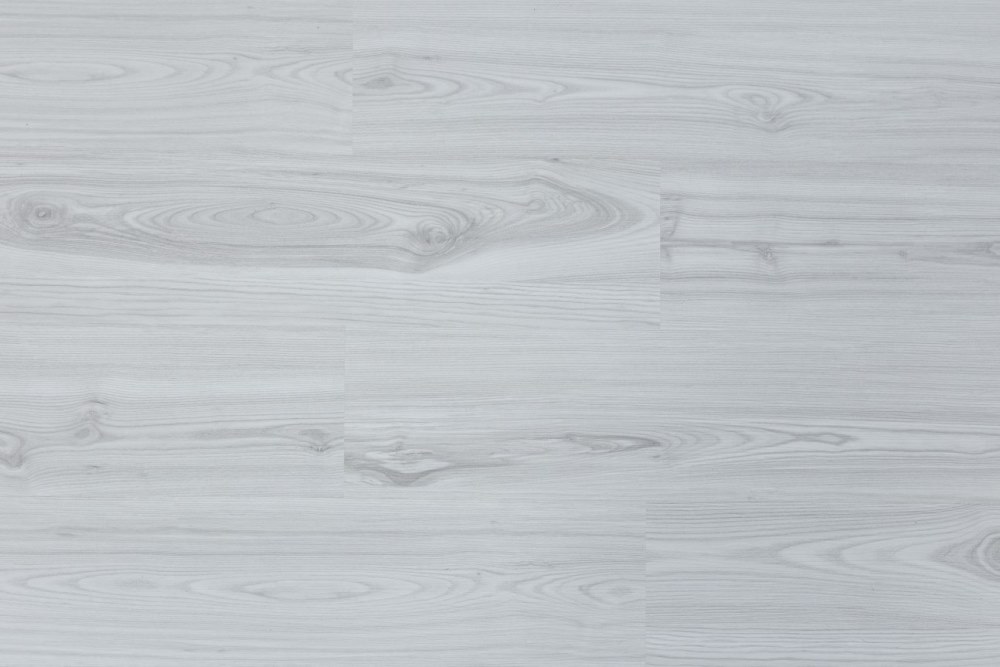 Кварцвиниловая плитка "Art Tile" Ясень Норд (900*150*3,5 мм) — купить в Якутске