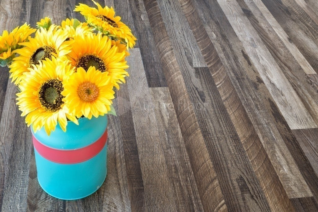 Кварцвиниловая плитка "Alpine Floor" Орех Состаренный (1219*184*3мм) — купить в Якутске