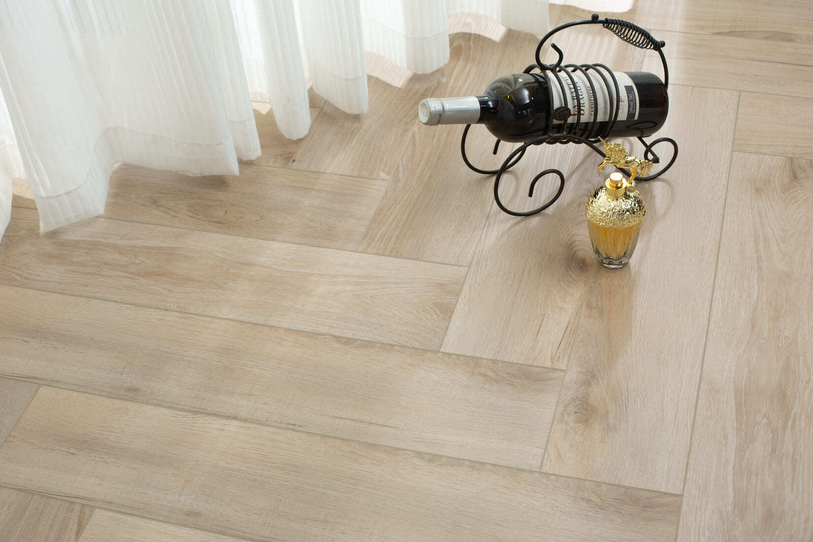 Плитка SPC "OneFloor" 3009 А,В  ЁЛКА (640*128*4 мм) — купить в Якутске