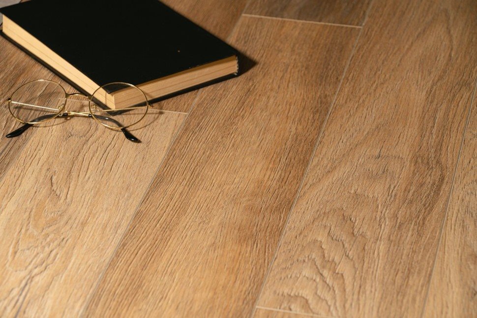 Виниловый ламинат "Bonkeel" Style Дуб Бонди (1200*125*4 мм) — купить в Якутске