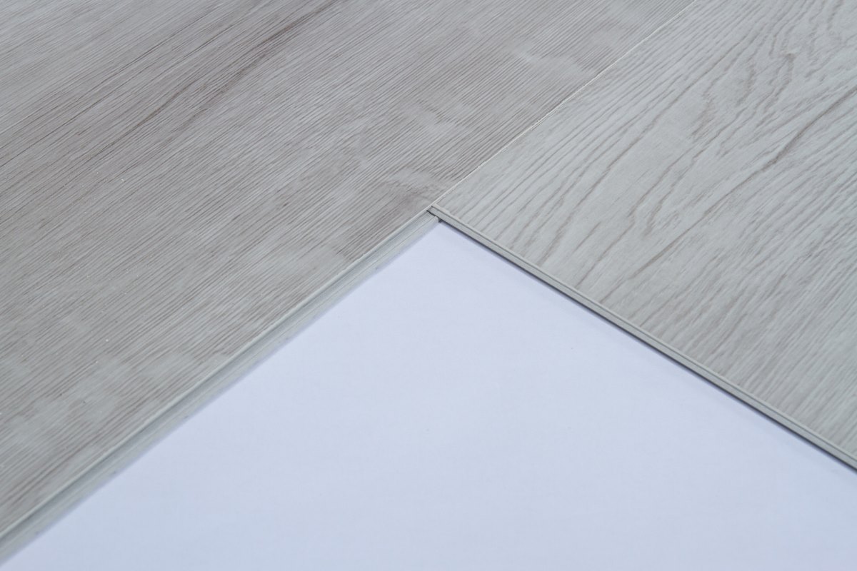 SPC ламинат "OneFloor" ЕСО 5050 (4V фаска) (1220*184*4 мм) — купить в Якутске