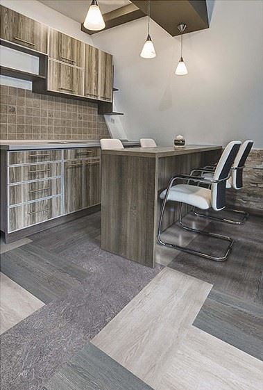 Плитка ПВХ "Tarkett" New Age Serenity (914,4*101,6*2,1 мм) — купить в Якутске