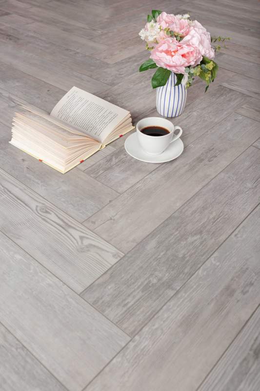 Замковая ПВХ плитка "Aberhof" Carmelita 1687 (615*123*5 мм) — купить в Якутске