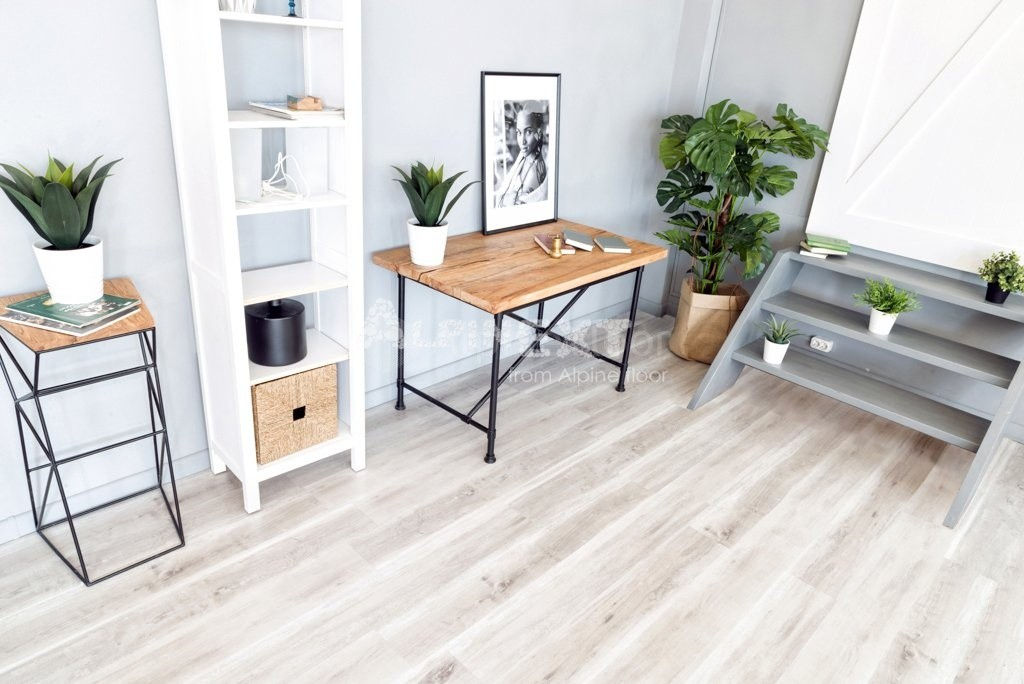 Замковая ПВХ плитка "Alpine Floor" Дуб выбеленный  (1220*183*4мм) — купить в Якутске