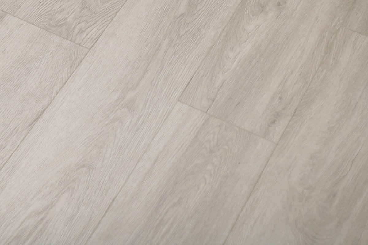 SPC ламинат "Profield" Дуб Кьявари (1220*184*4 мм) — купить в Якутске